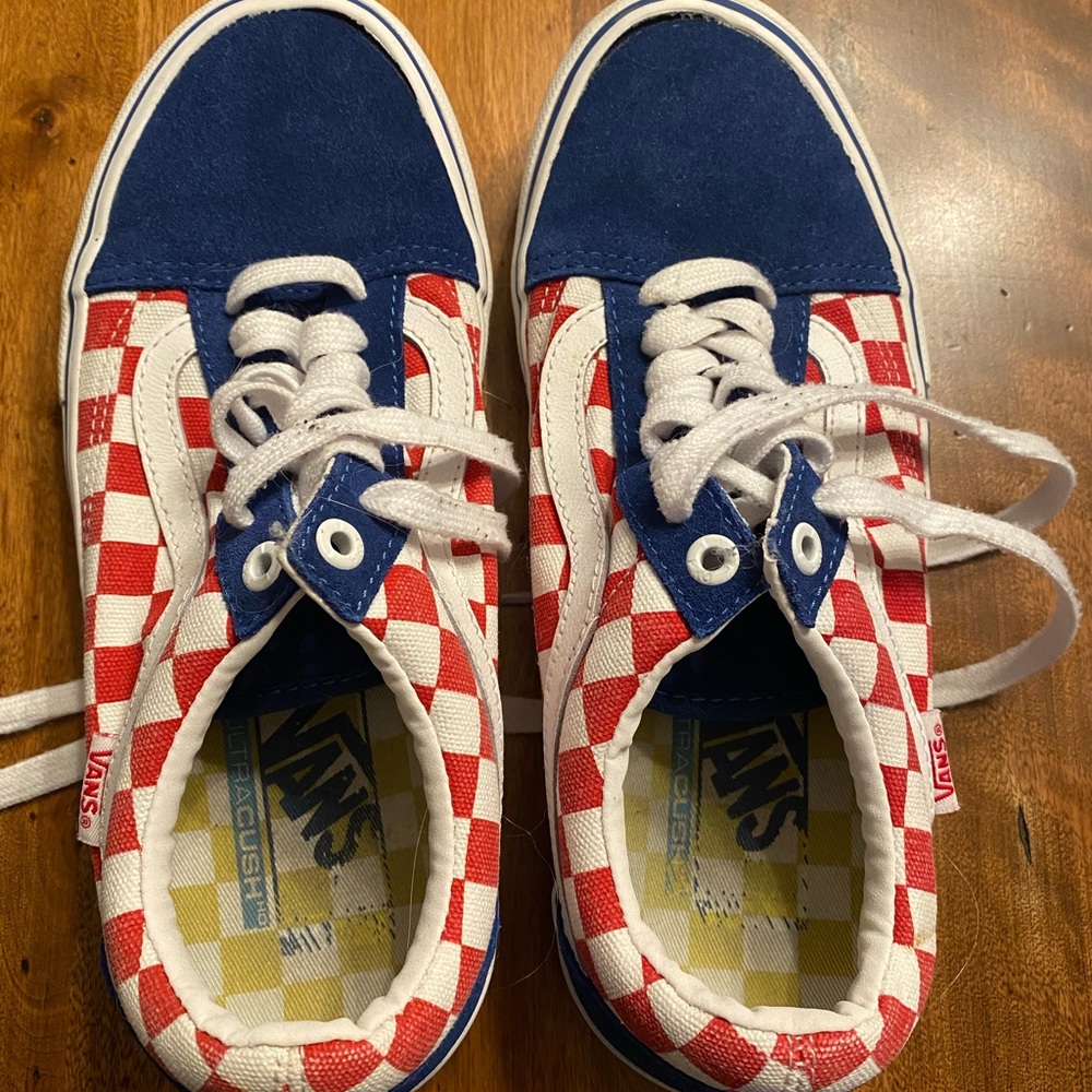 Used like new Vans sneakers